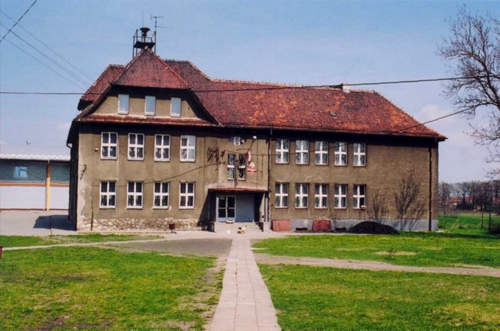 Żerniki szkoła